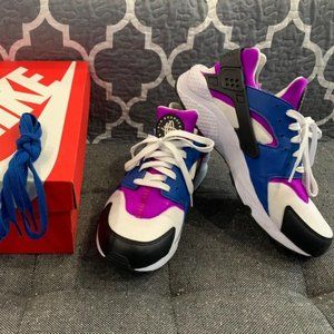 Nike Air Huarache  US 12